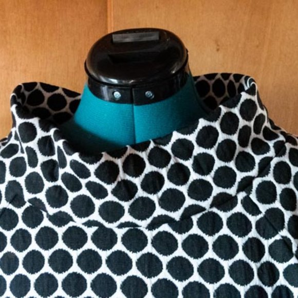 Boden White w Black Polkadots Jersey Tunic womens 16 - Picture 4 of 16